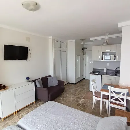 Apartament House And 2 Jump Into The *